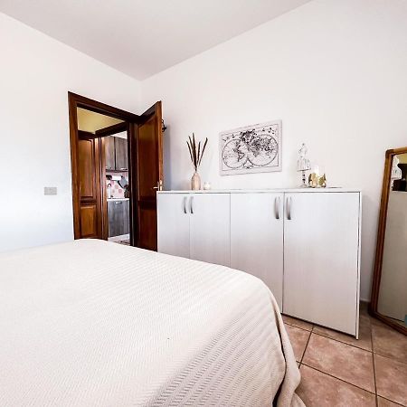 Atene 12 Olbia Luaran gambar